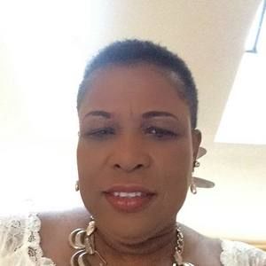 Meet your Posher, Marcia